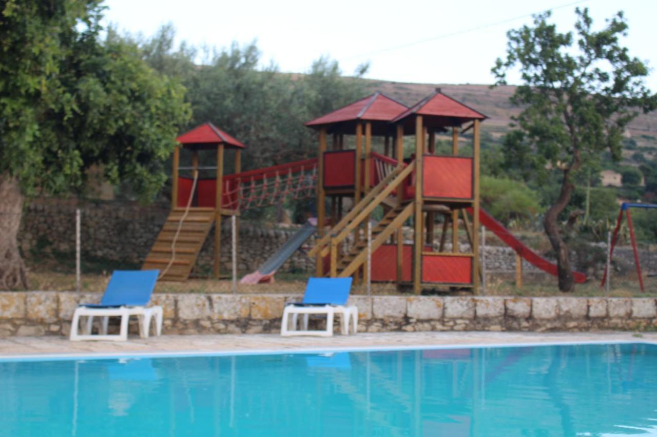 Agriturismo Tenuta Margitello Комізо Екстер'єр фото