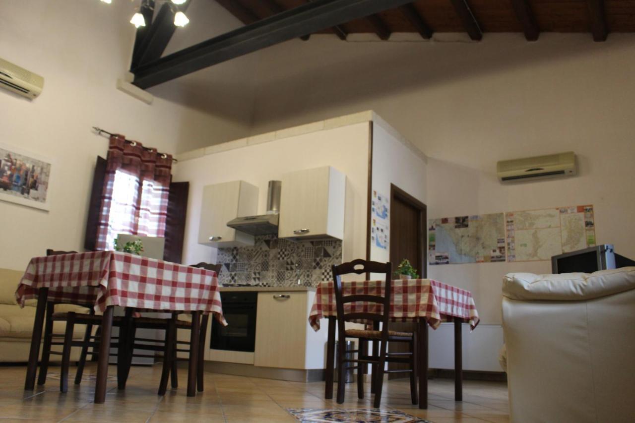 Agriturismo Tenuta Margitello Комізо Екстер'єр фото
