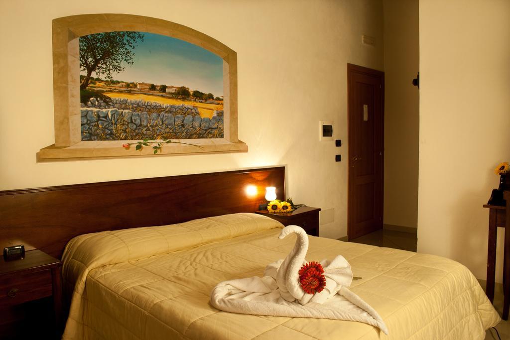 Agriturismo Tenuta Margitello Комізо Номер фото
