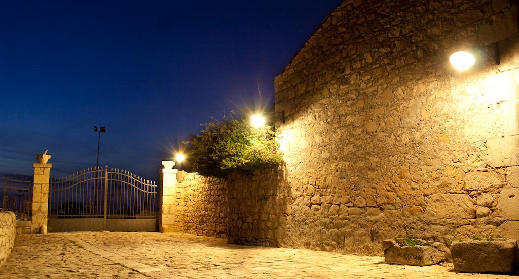Agriturismo Tenuta Margitello Комізо Екстер'єр фото